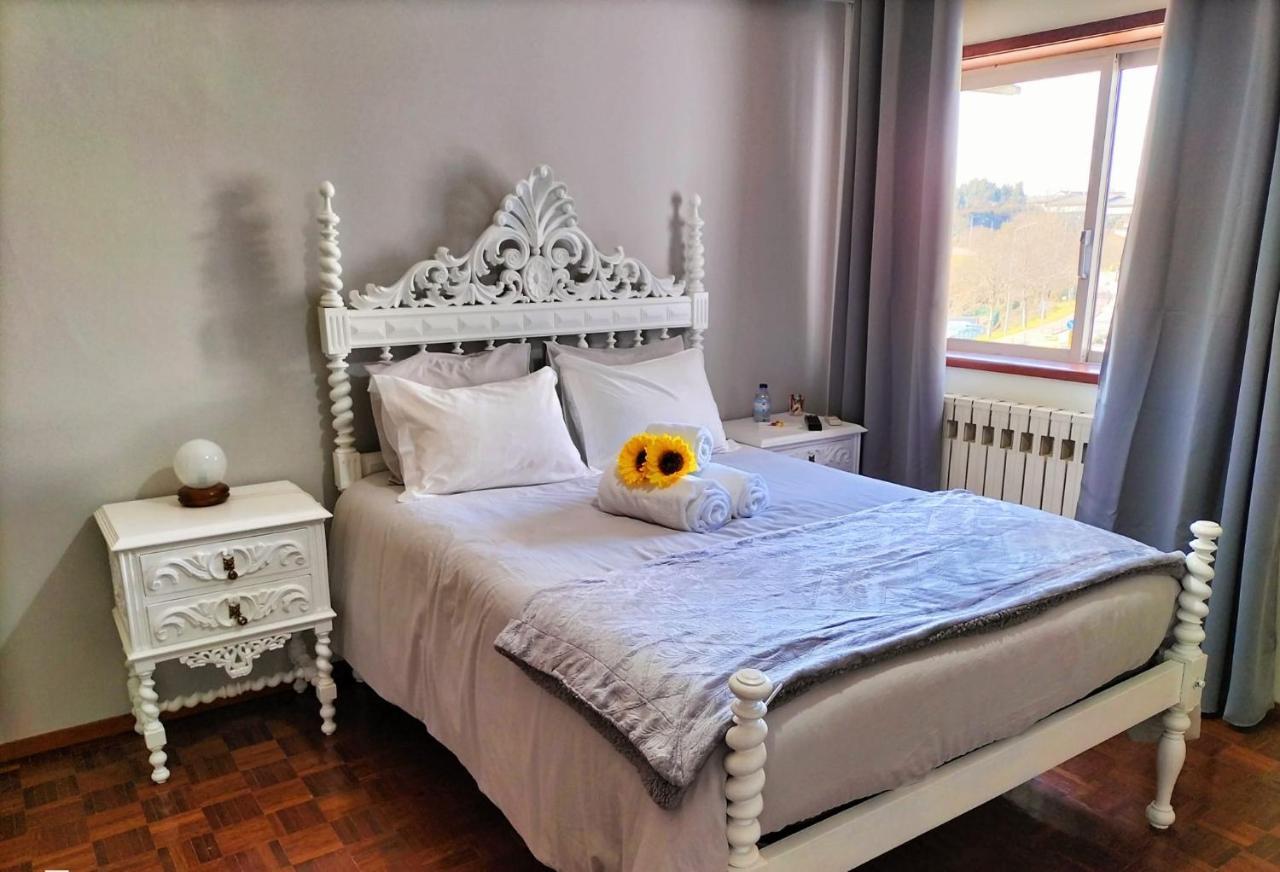 Anoitecer Itinerante Al - Antiga Residencial O Garfo Bed & Breakfast Ponte de Lima Exterior photo