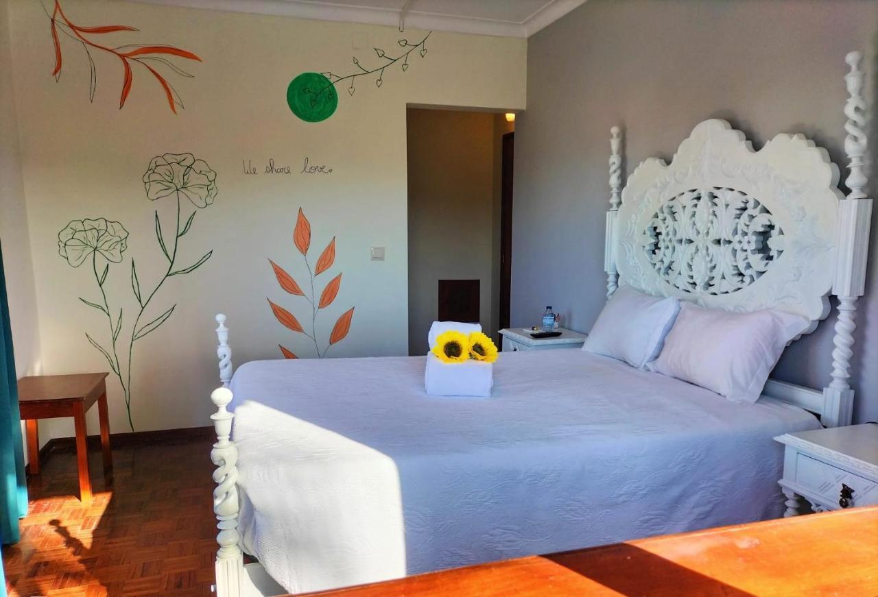 Anoitecer Itinerante Al - Antiga Residencial O Garfo Bed & Breakfast Ponte de Lima Exterior photo